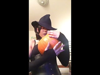 Latina Autumn's Second Pumpkin Ritual