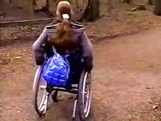 Amateur Disabled girl is still sexy.flv
